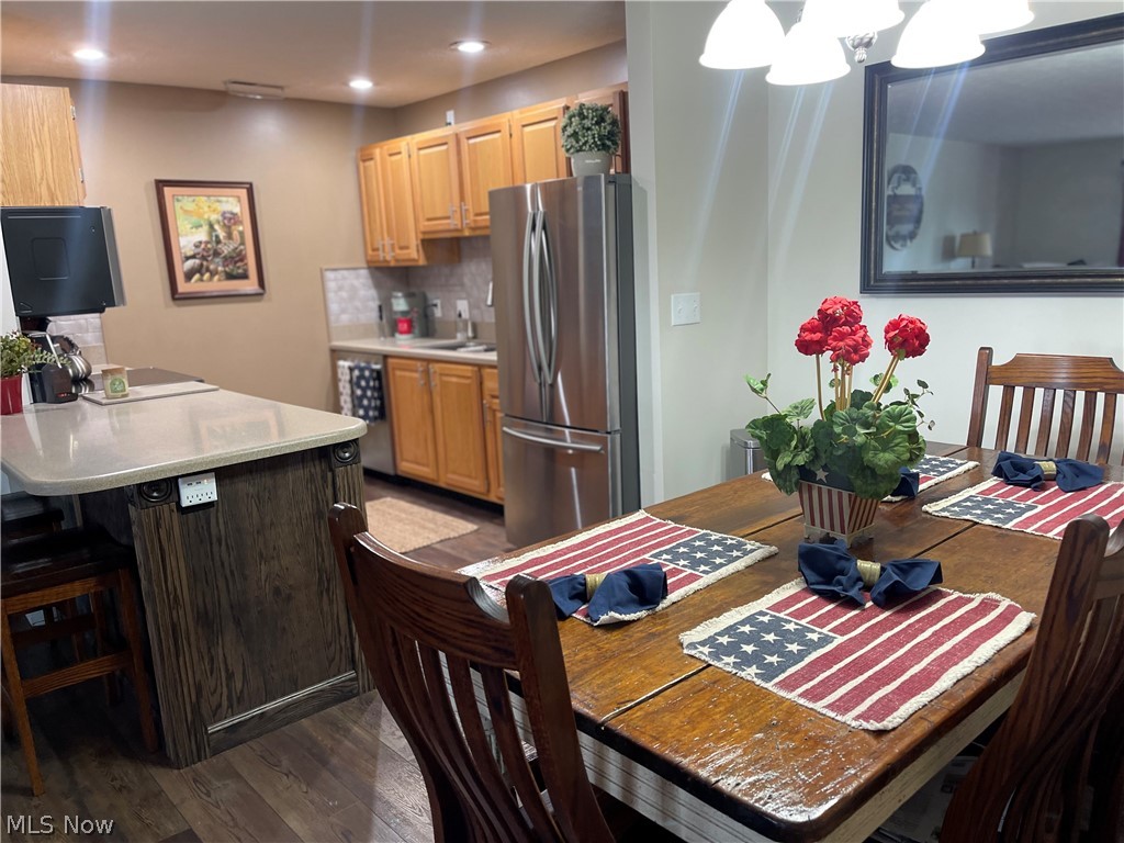 Villas At Colony North Condo - Residential