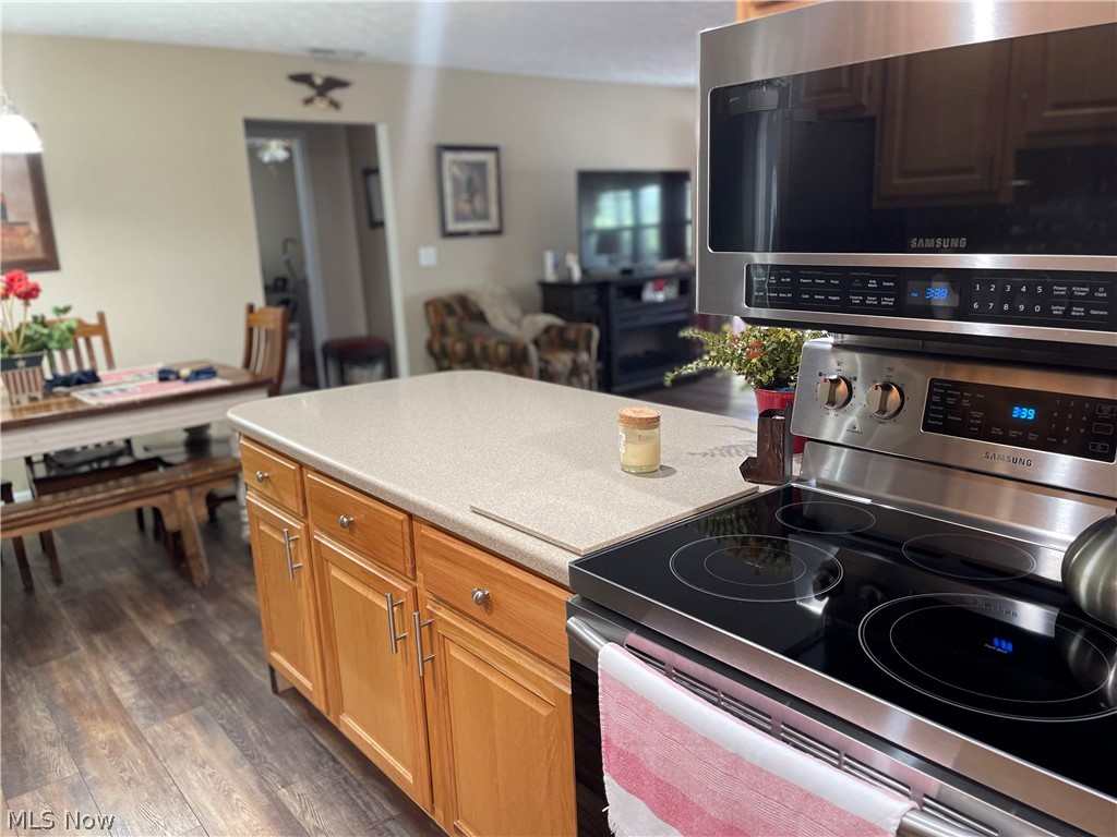 Villas At Colony North Condo - Residential