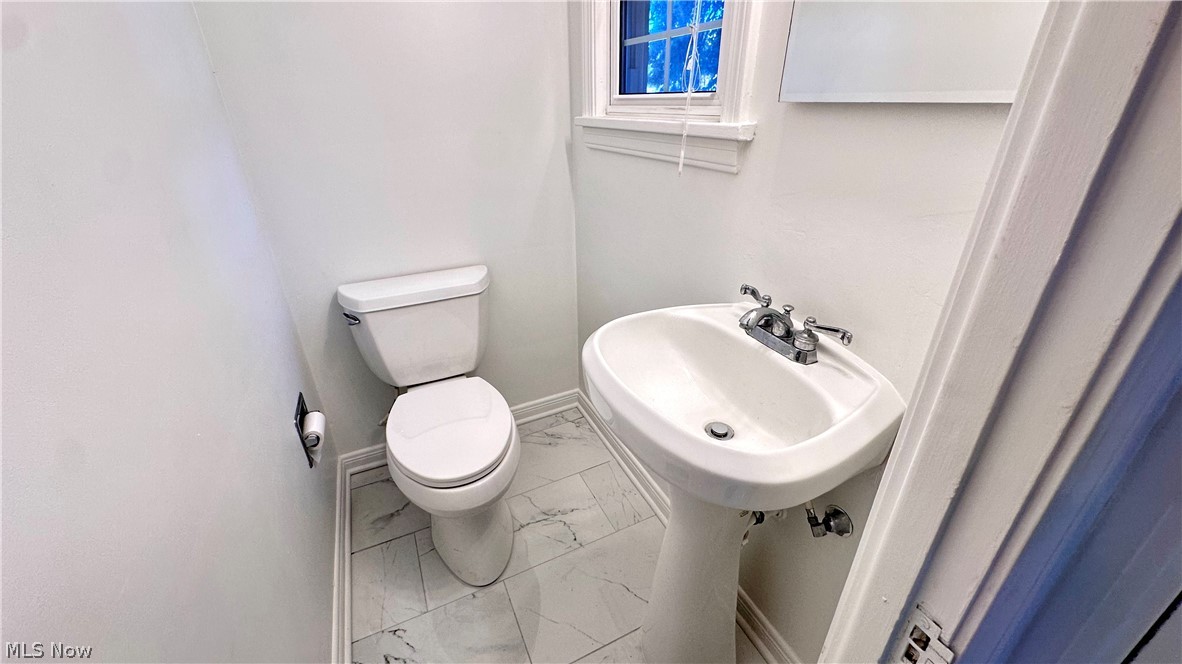 Forest Hill 14 - Residential Lease