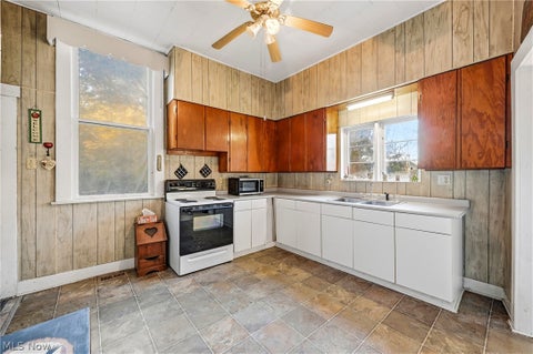 Tiny photo for 42216 State Route 154, Lisbon, OH 44432 (MLS # 5254574)