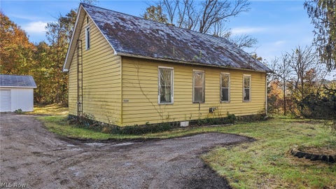 Tiny photo for 42216 State Route 154, Lisbon, OH 44432 (MLS # 5254574)