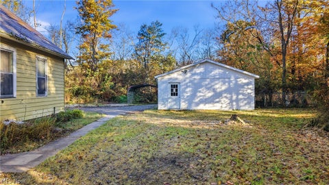 Tiny photo for 42216 State Route 154, Lisbon, OH 44432 (MLS # 5254574)