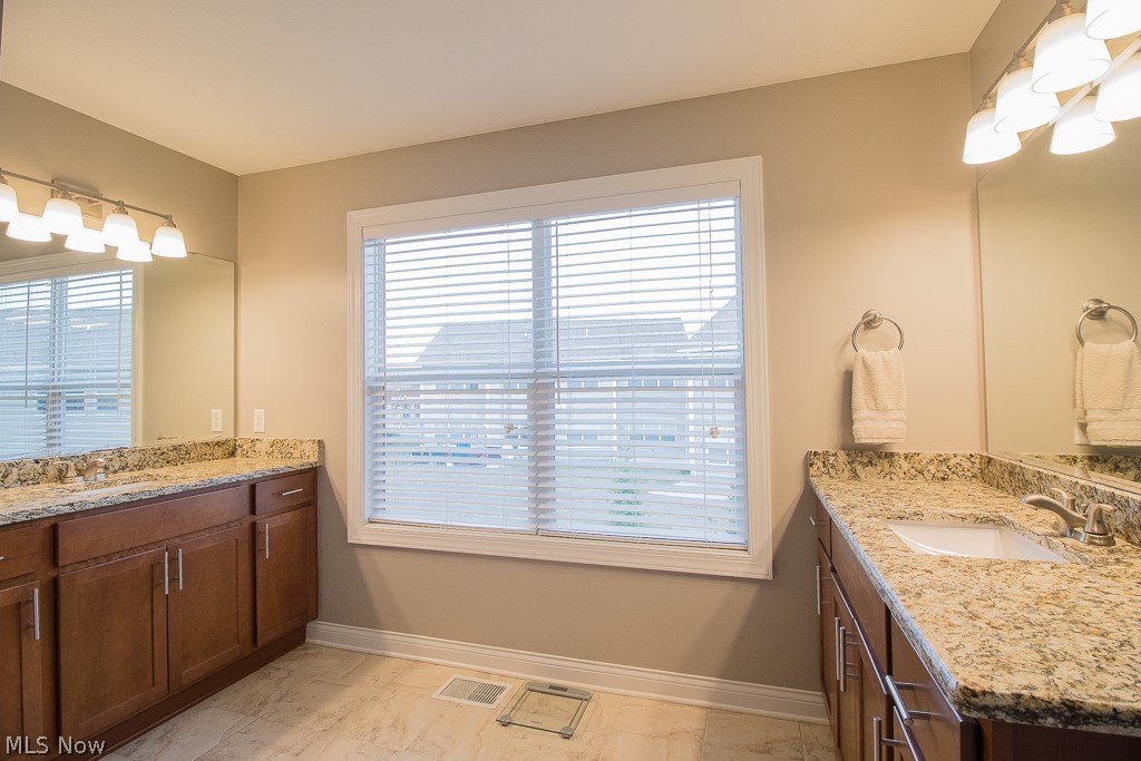 Larimar Condo - Residential