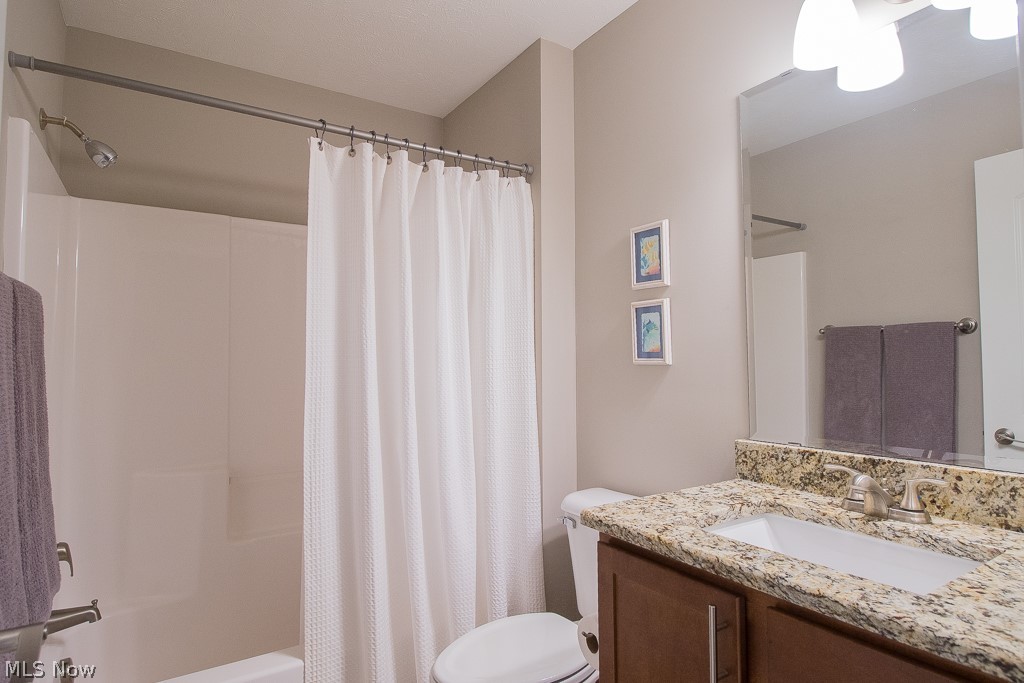 Larimar Condo - Residential