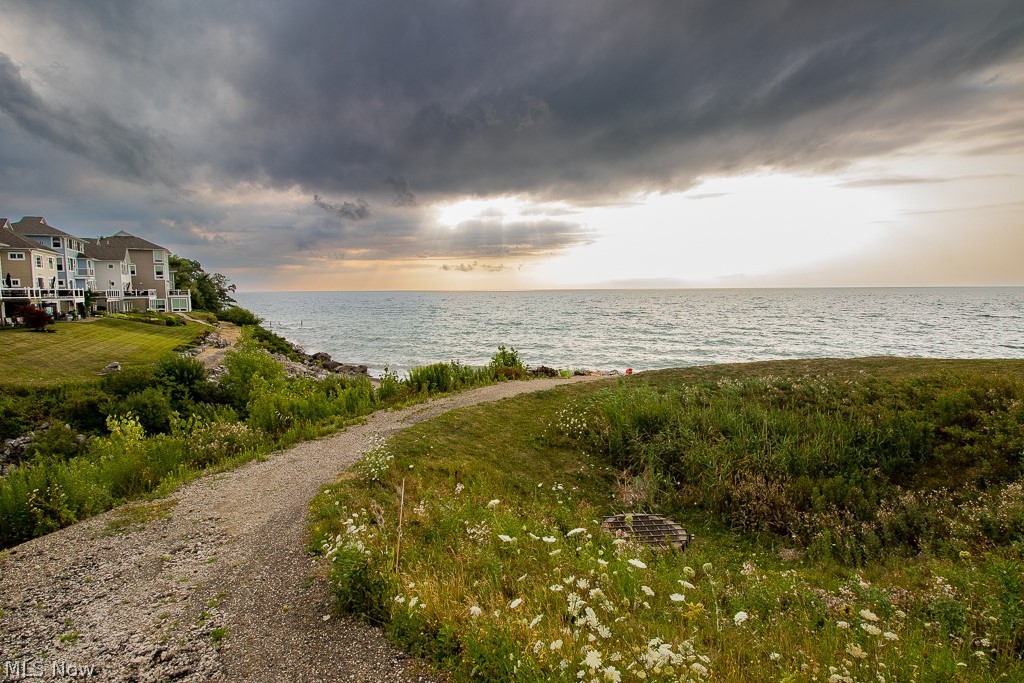 Larimar Condo - Residential