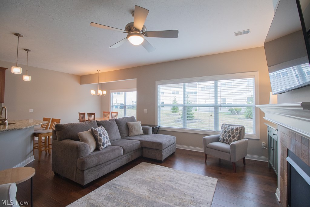 Larimar Condo - Residential