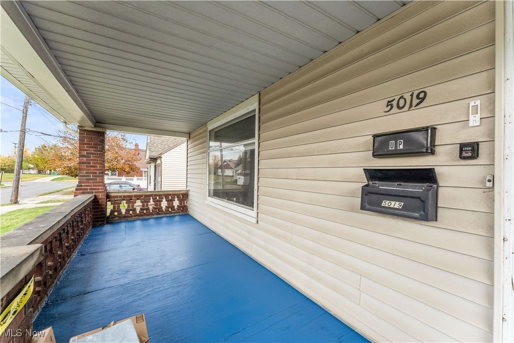 Photo of 5019 E 113th Street #1/DN, Garfield Heights, OH 44125 (MLS # 5174524)