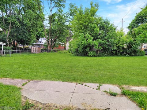 Photo for 1091 Pitkin Avenue