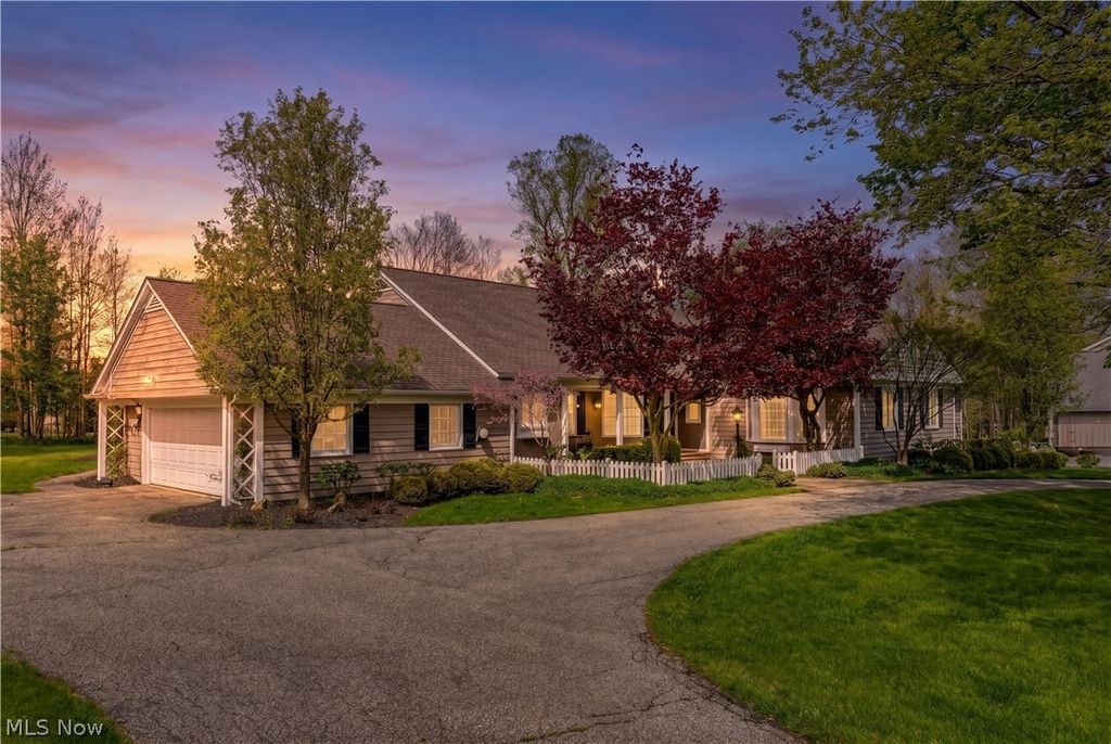 Photo of 32245 Burlwood Drive, Solon, OH 44139 (MLS # 5204468)