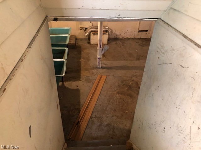 Crawford Realty Cos London Ro - Residential Income