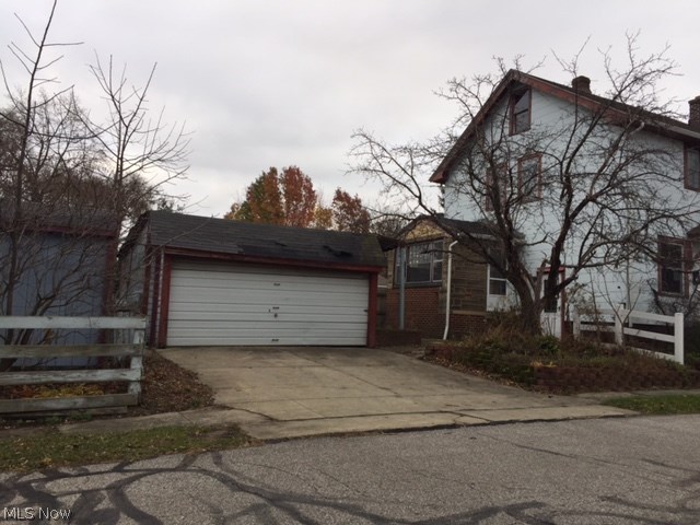 Lowrie Co Forestdale - Residential