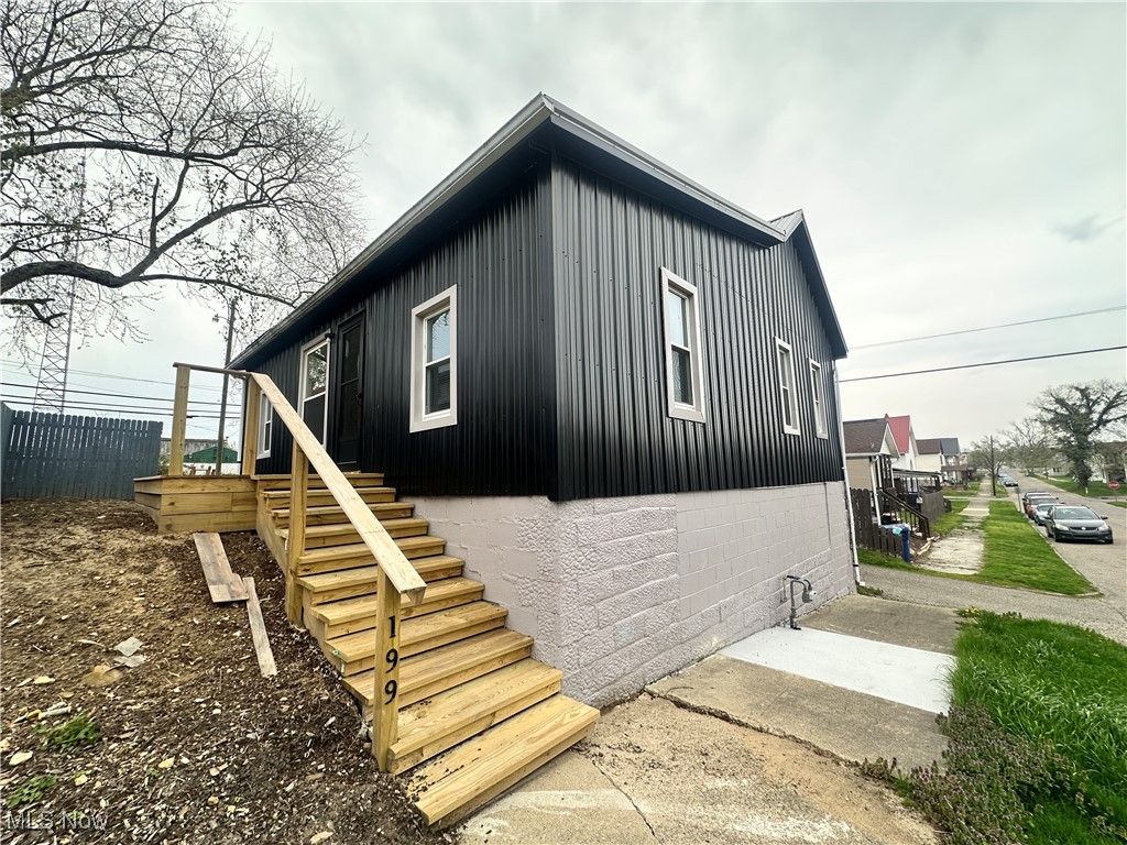 199 N 6th Street, Byesville, Ohio image 2