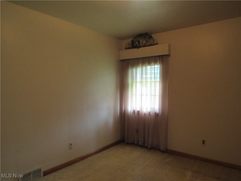 5901 Delora Avenue, Cleveland, Ohio image 18