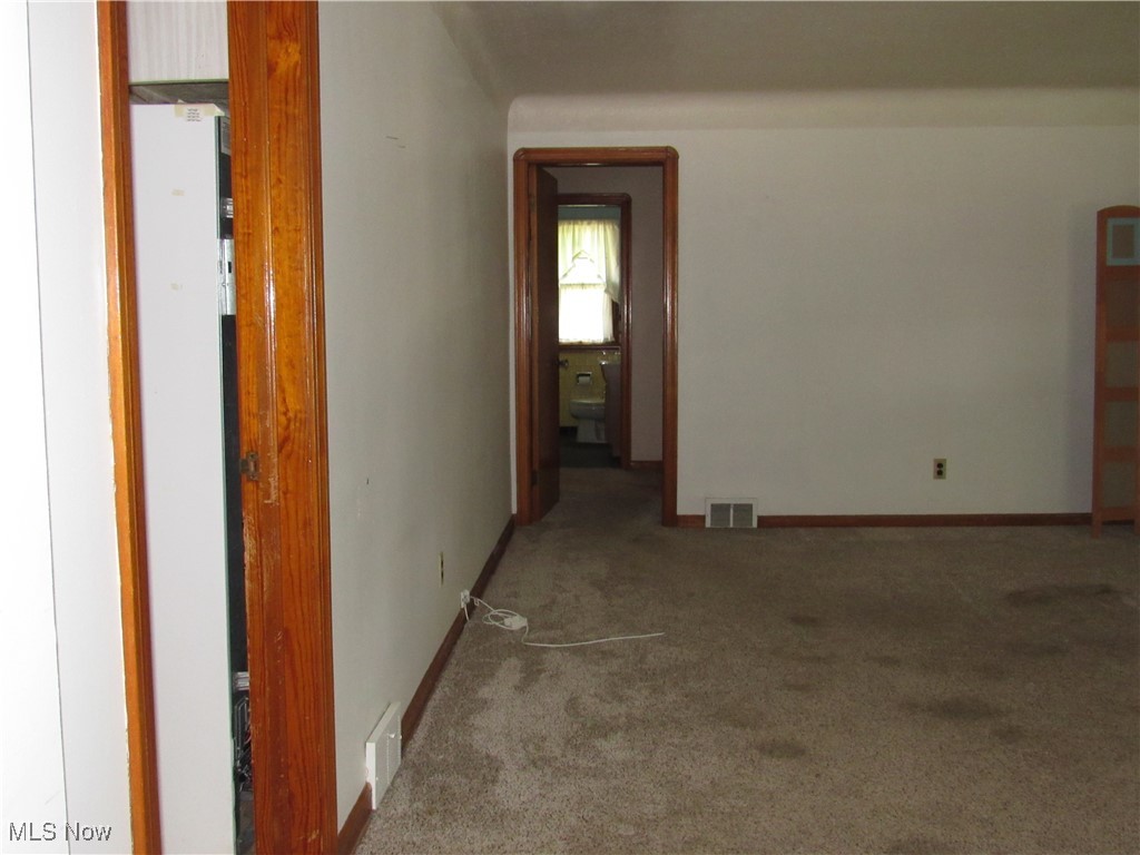 5901 Delora Avenue, Cleveland, Ohio image 10