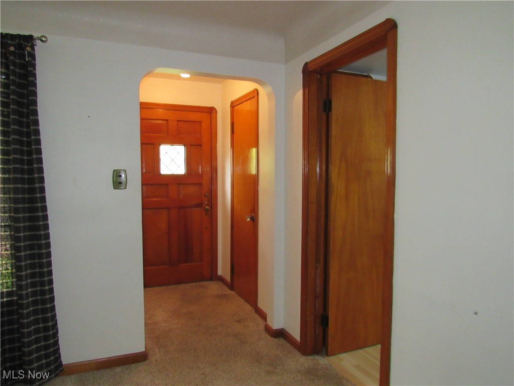 5901 Delora Avenue, Cleveland, Ohio image 26