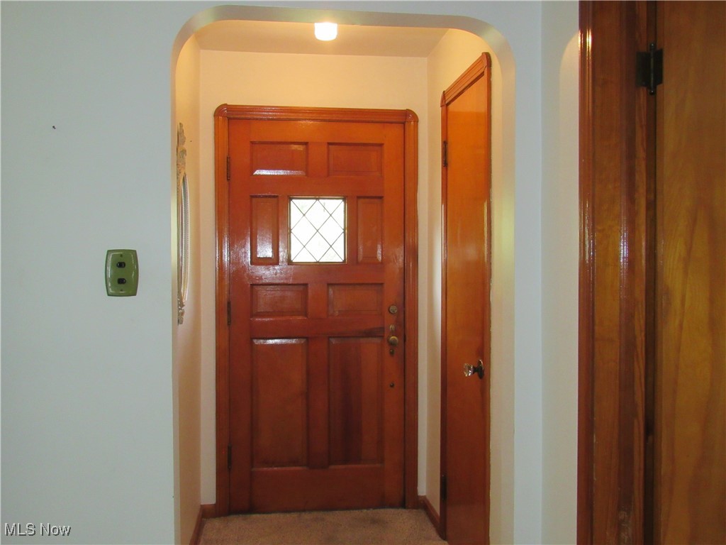 5901 Delora Avenue, Cleveland, Ohio image 16