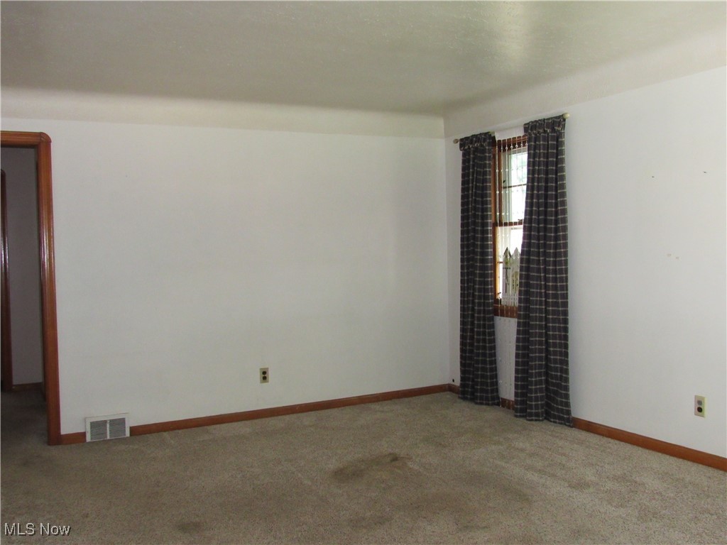 5901 Delora Avenue, Cleveland, Ohio image 14