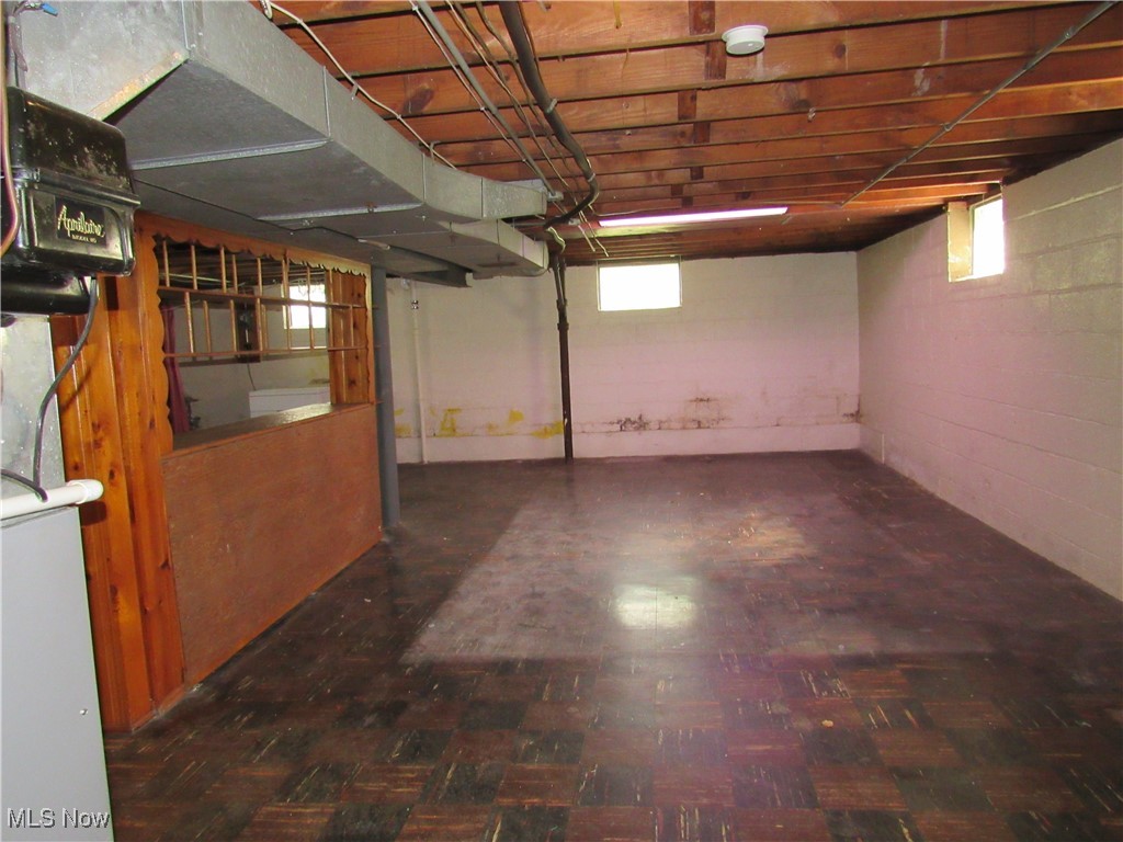 5901 Delora Avenue, Cleveland, Ohio image 41