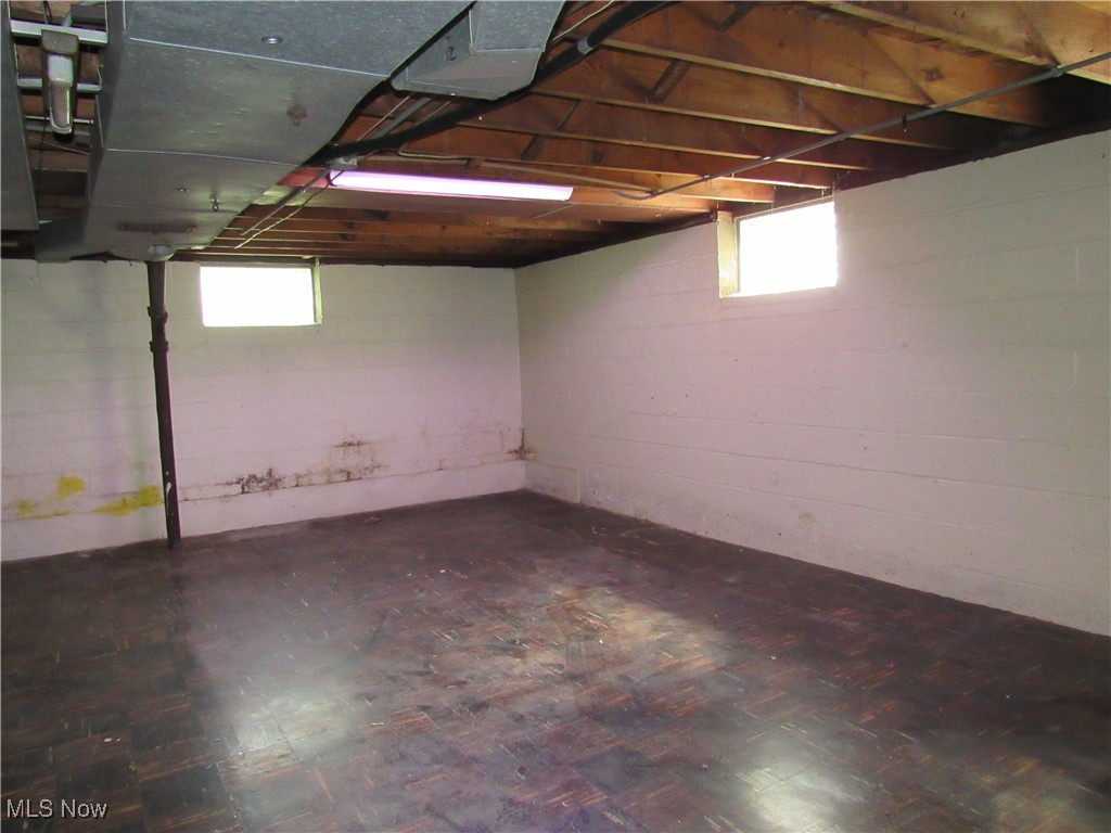 5901 Delora Avenue, Cleveland, Ohio image 30