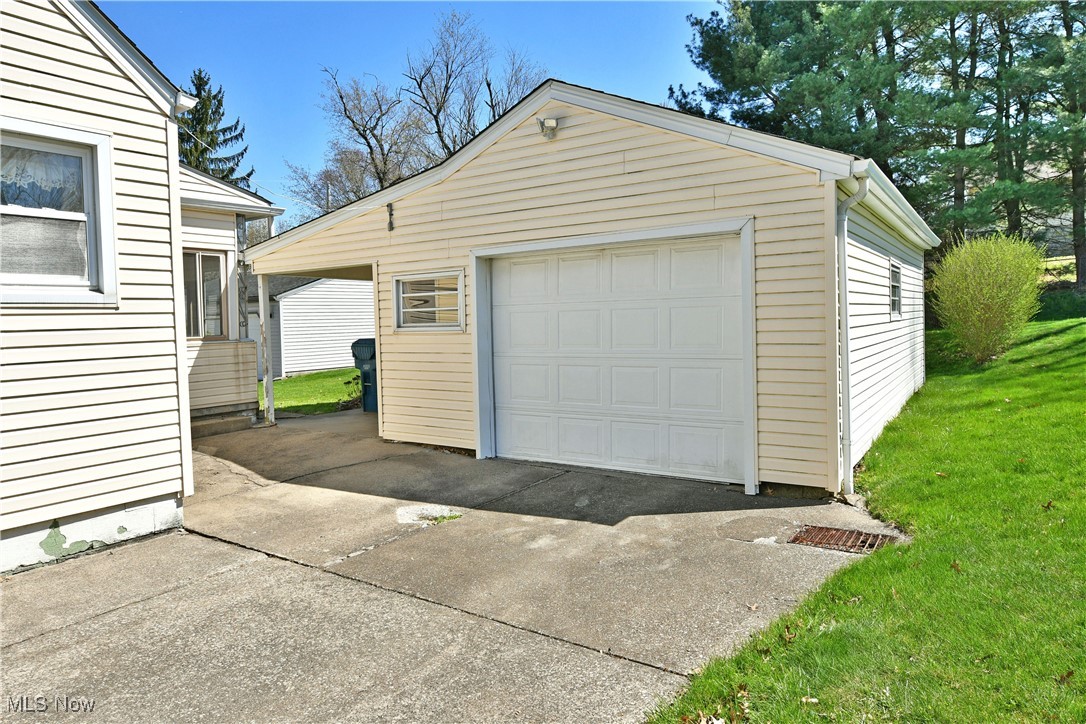 239 Elmwood Drive, Hubbard, Ohio image 37