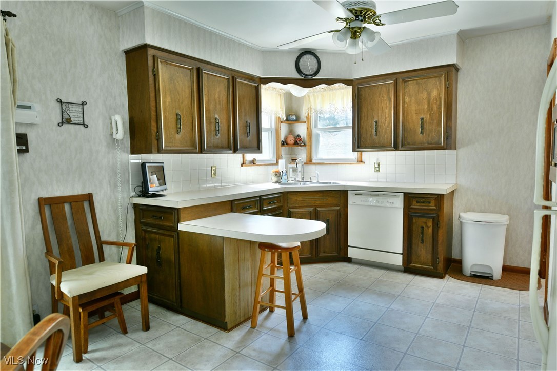 239 Elmwood Drive, Hubbard, Ohio image 11