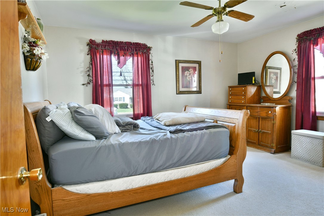 239 Elmwood Drive, Hubbard, Ohio image 25