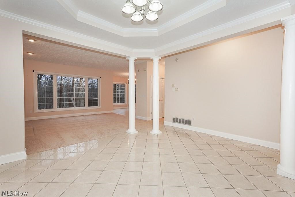 3729 Edgehill Drive