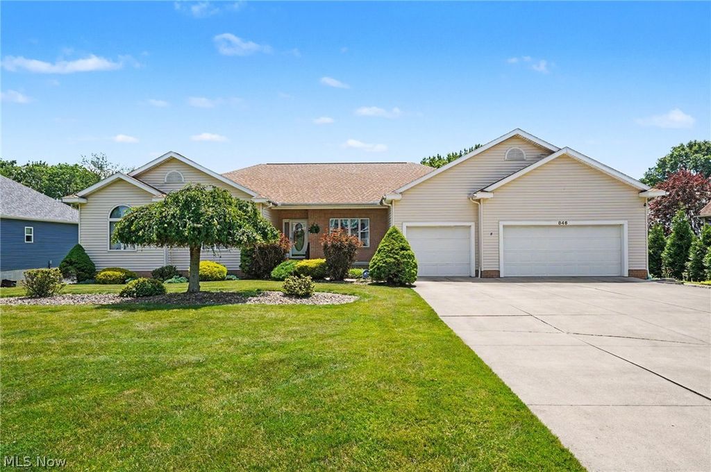 Photo of 846 Jennifer Trail, Tallmadge, OH 44278 (MLS # 5218717)