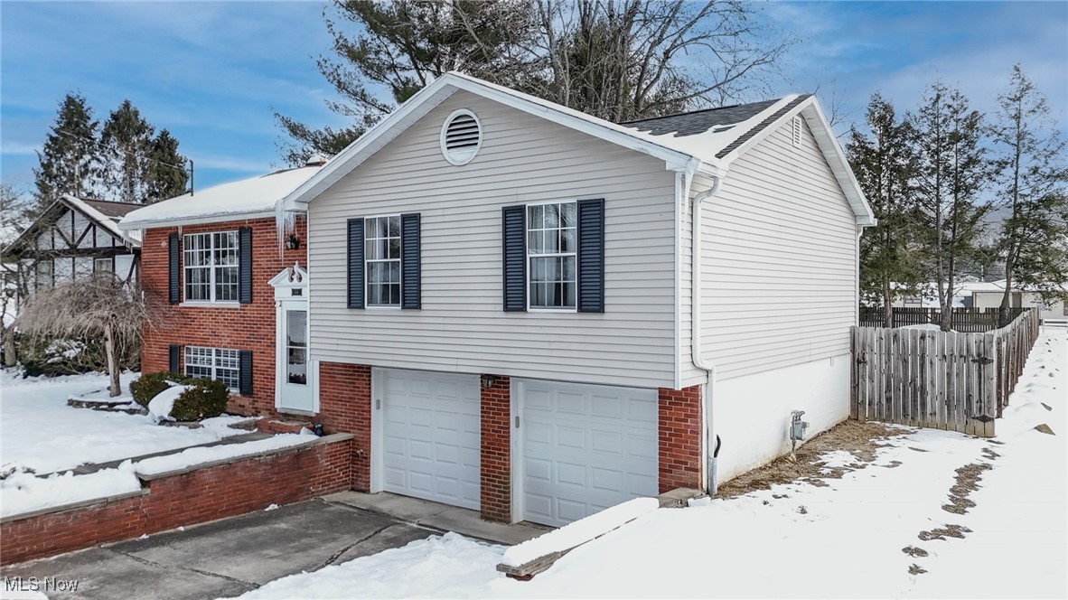 104 Maple Shade Drive, Marietta, Ohio image 3