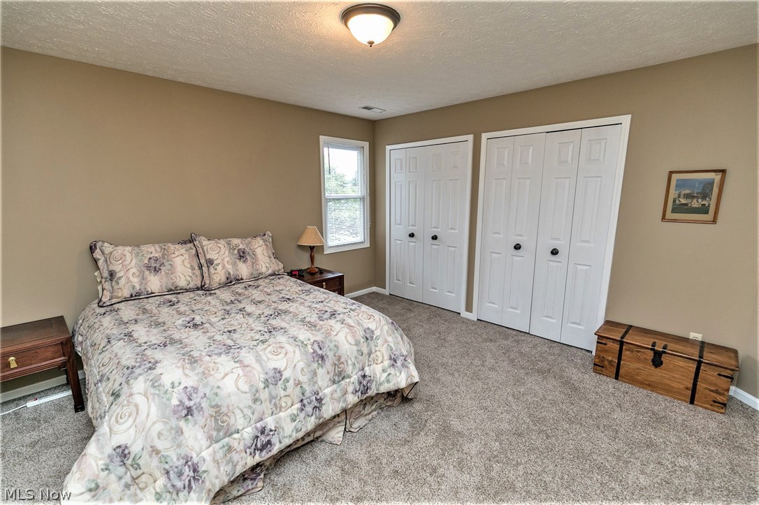 Red Tail - Residential