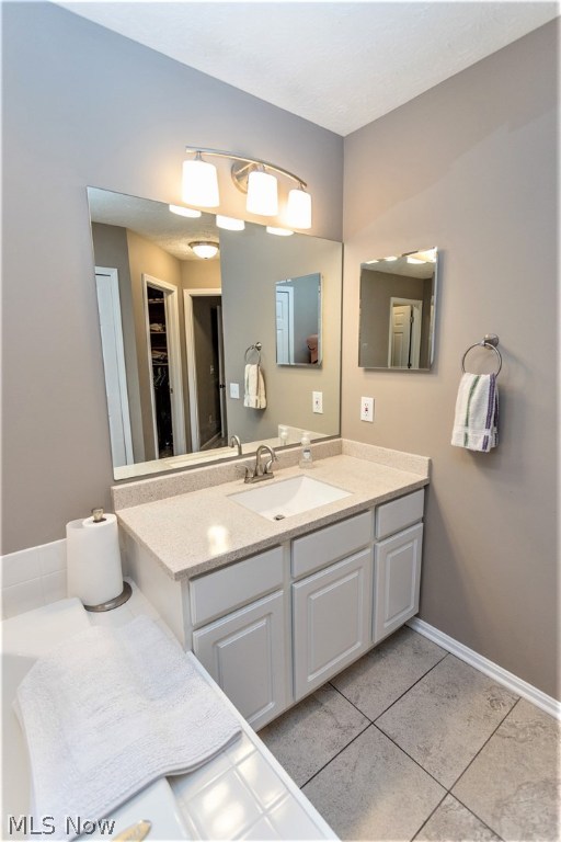 Red Tail - Residential