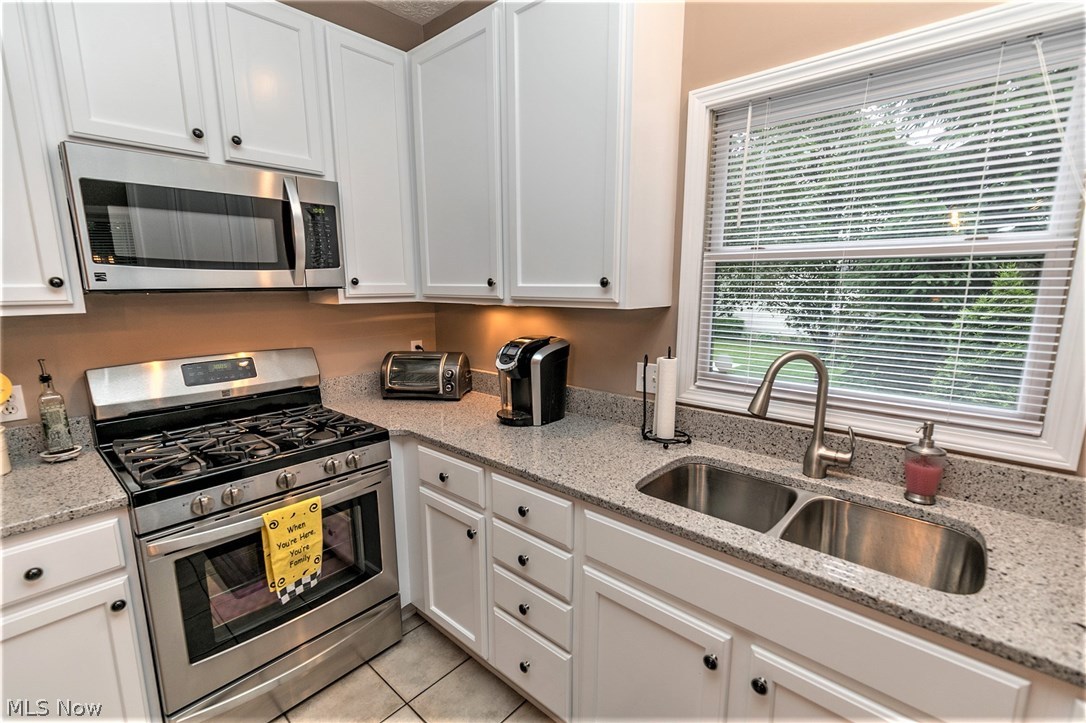 Red Tail - Residential