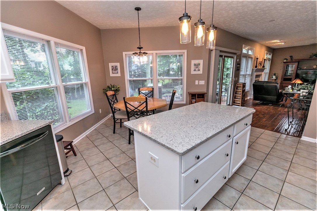 Red Tail - Residential