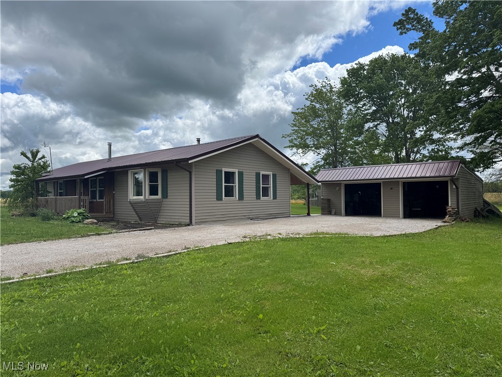 6874 Hammond Corners Road, Pierpont, Ohio image 2