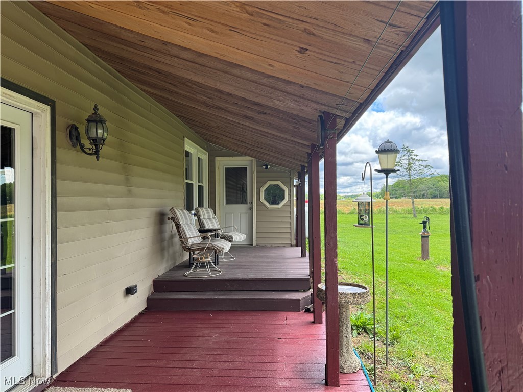 6874 Hammond Corners Road, Pierpont, Ohio image 3