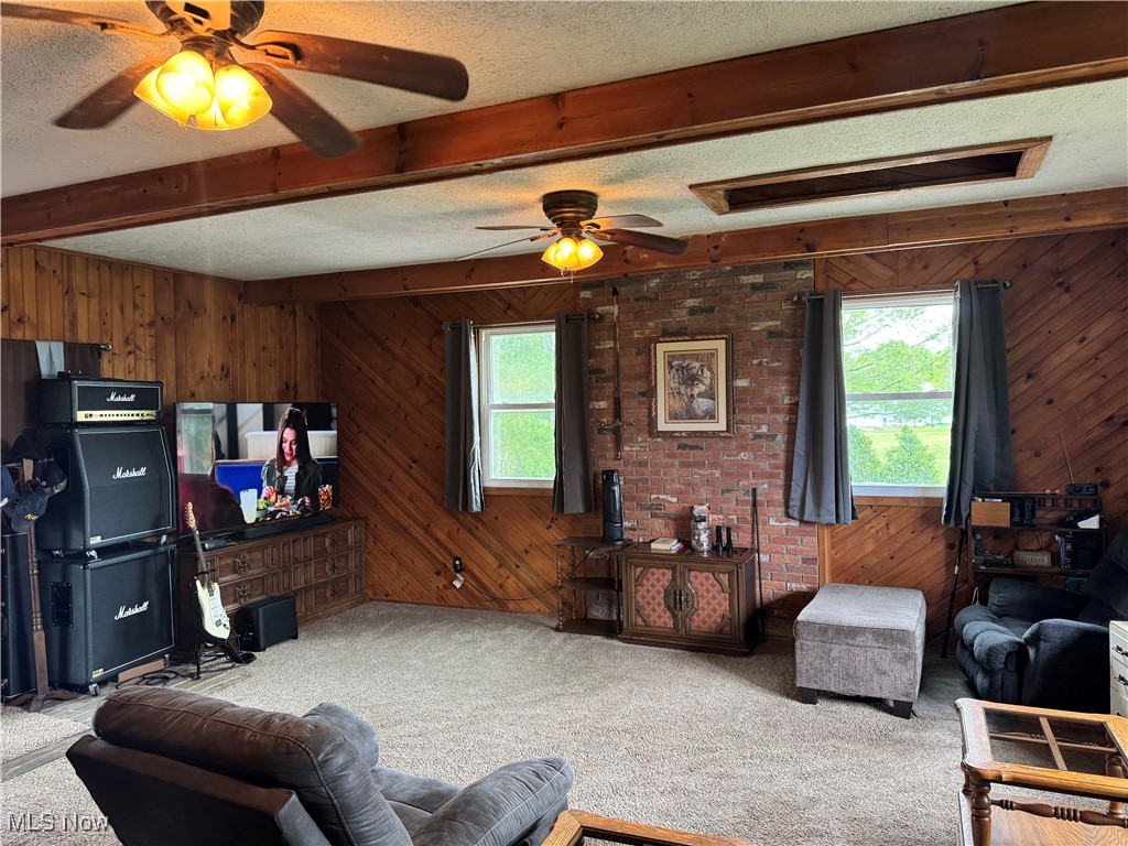 6874 Hammond Corners Road, Pierpont, Ohio image 17
