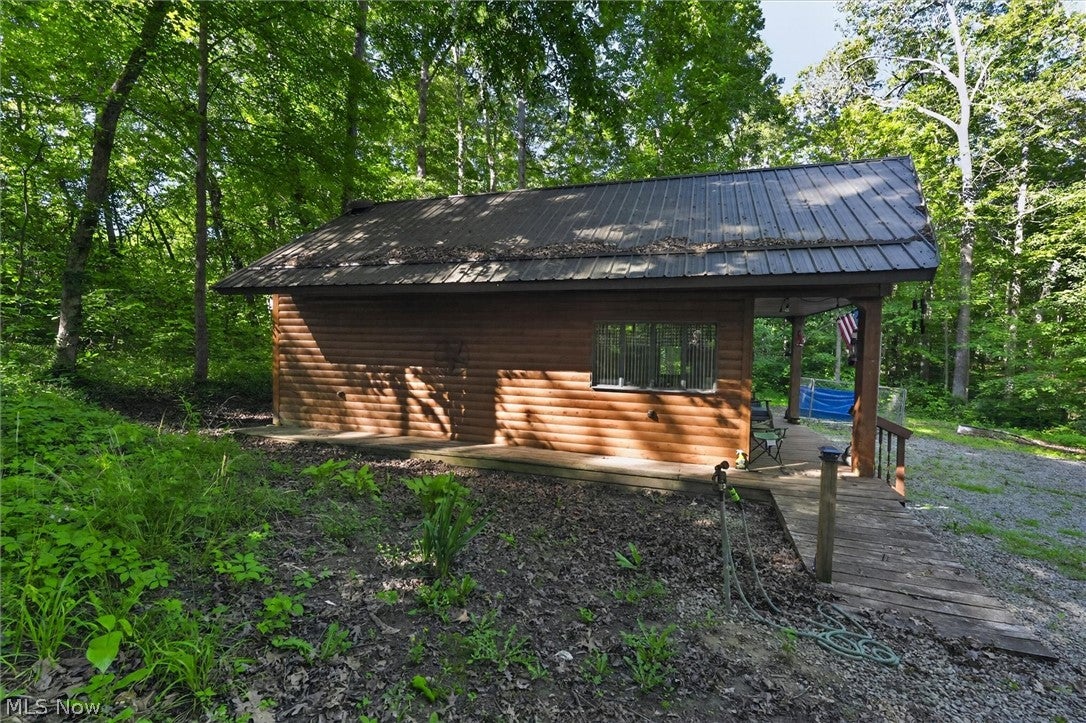 5802 Ellis Lane