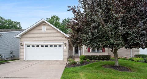 Homes For Sale - 3712 Heron Drive<br/> Lorain, OH 44053
