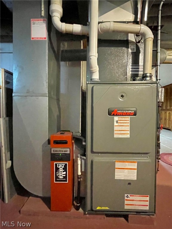 JOHN BARTISH 2 FRNT - Residential