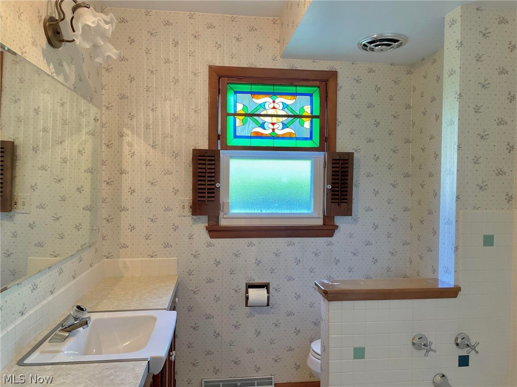 JOHN BARTISH 2 FRNT - Residential