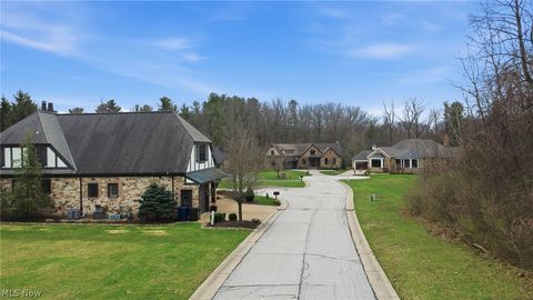 Tiny photo for Lancaster Court, Chagrin Falls, OH 44022 (MLS # 5195293)