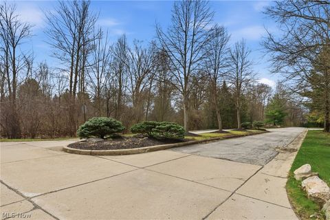 Tiny photo for Lancaster Court, Chagrin Falls, OH 44022 (MLS # 5195293)