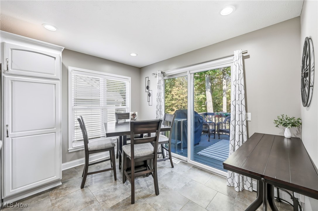 Youngstown, Ohio 44515, United States, 4 Bedrooms Bedrooms, ,4 BathroomsBathrooms,Residential,Active,227618