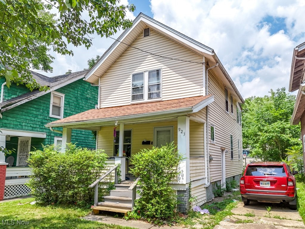 Great investment opportunity just minutes from Highland Square and Downtown Akron! Relax on the large front porch that takes you in to a main living area which flows into the formal dining room and onto the updated kitchen. The second level offers 3 spacious bedrooms and an updated full bath. Full basement for laundry & storage. Newer roof & water heater plus several other recent updates!