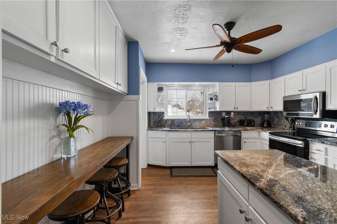 Oak Point - Residential