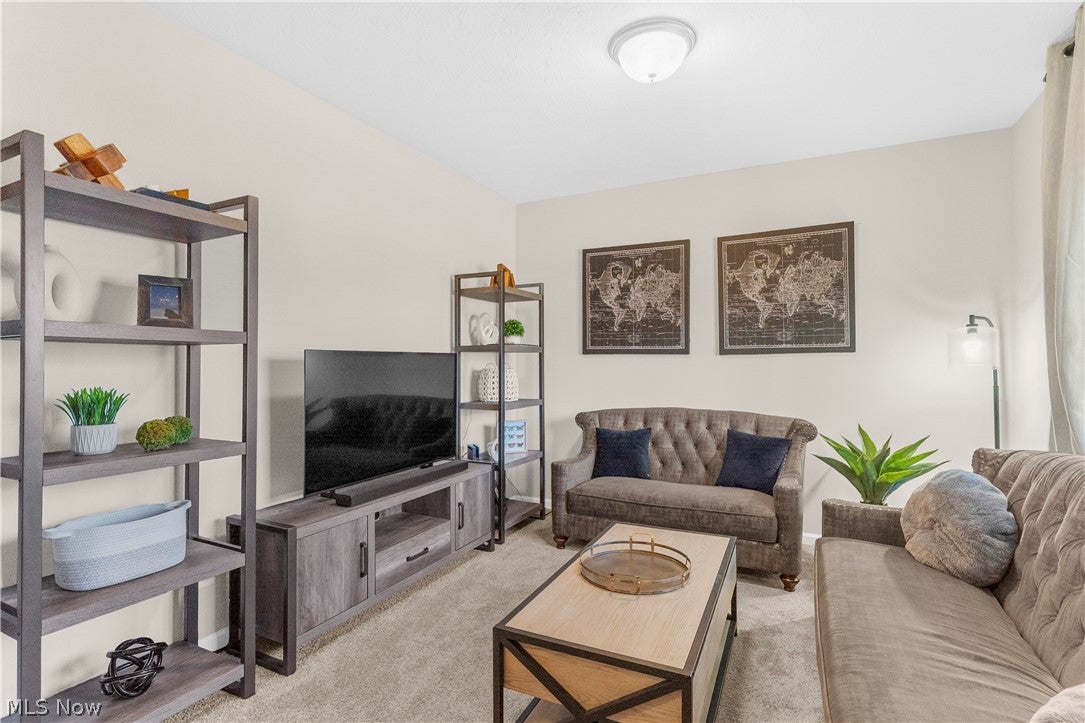 1220 Selena Grove