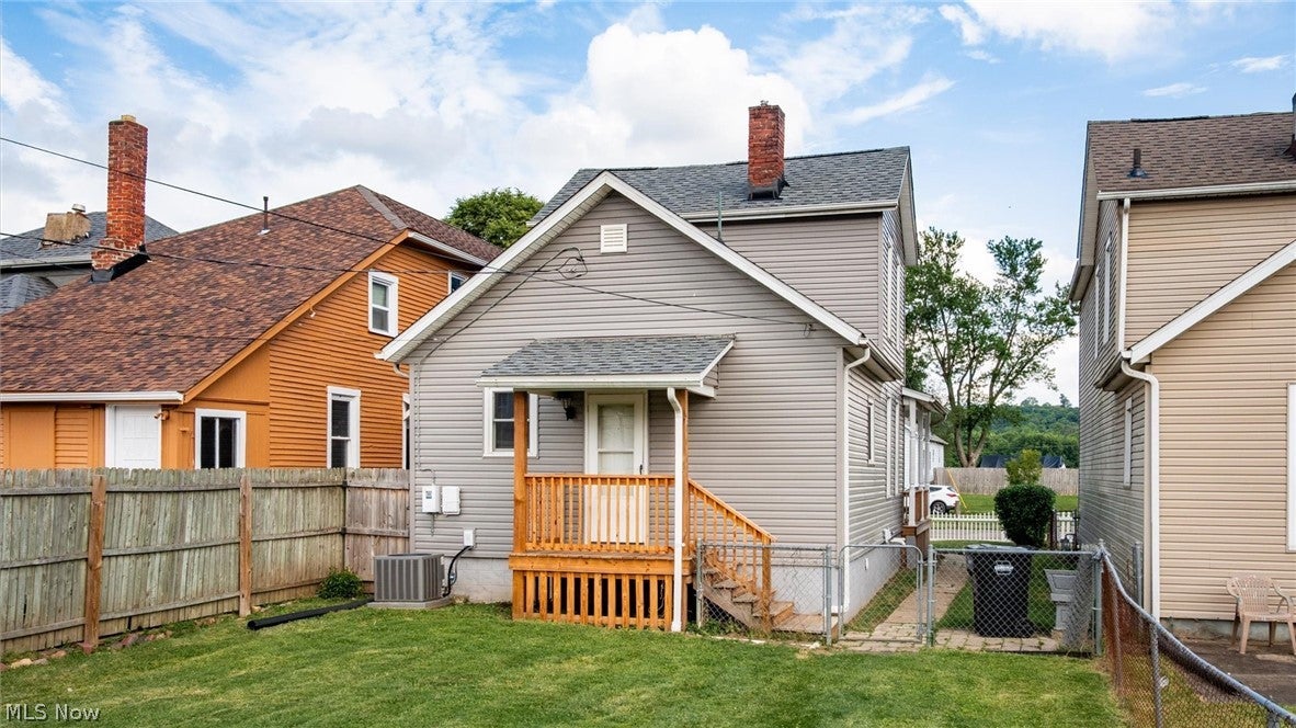 1421 Central Avenue