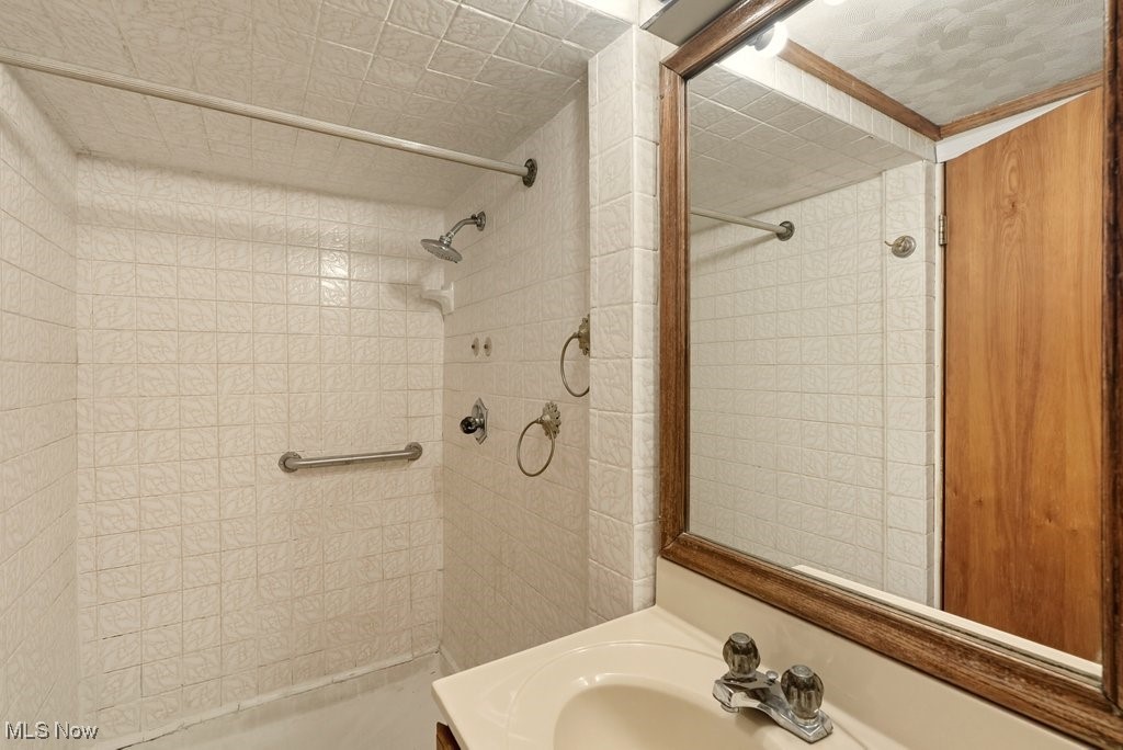 Independence 03 - Residential