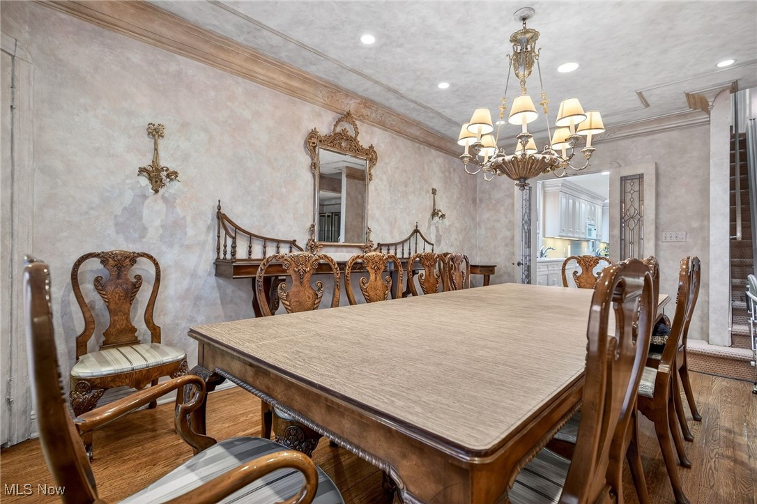 Associated Investment Co Taylo - Residential