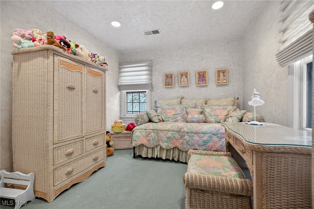 Associated Investment Co Taylo - Residential